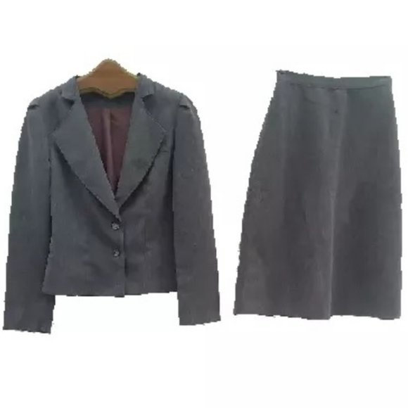 VINTAGE 2 Piece Grey Pin Striped Skirt Suit 9 - Picture 1 of 9